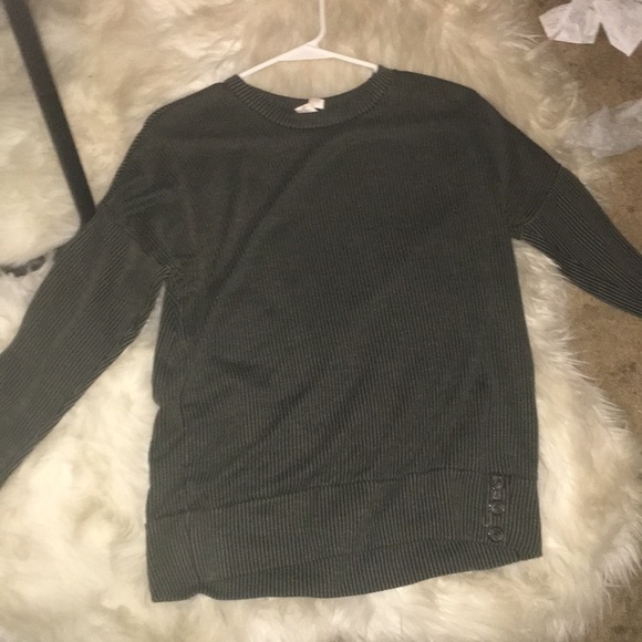 Long sleeve shirt:) - Picture 1 of 1